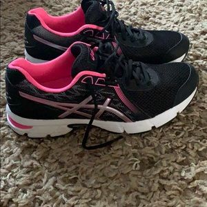 Women’s asics running sneaker